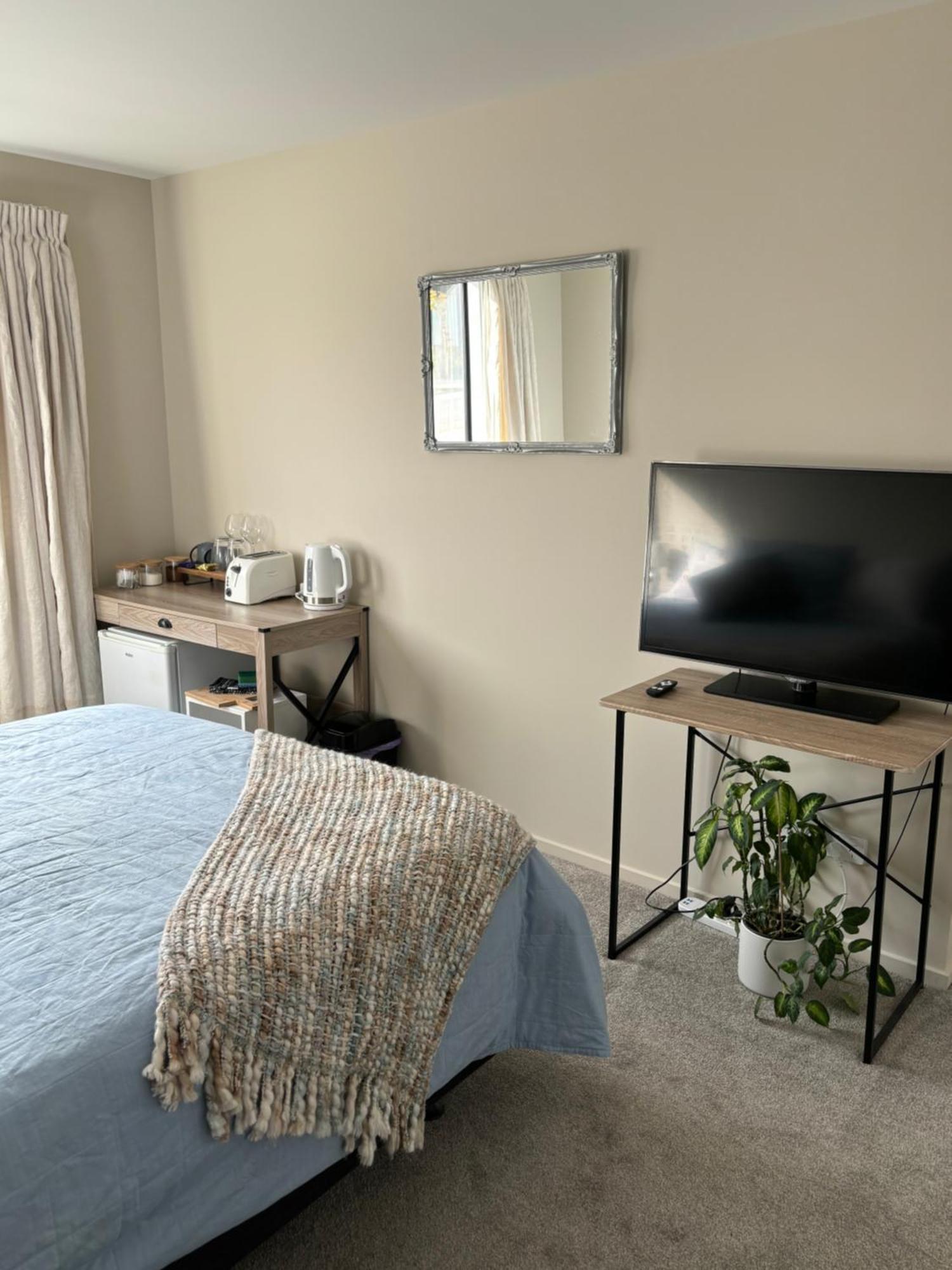 Comfort In Northlake Apartment Уанака Екстериор снимка